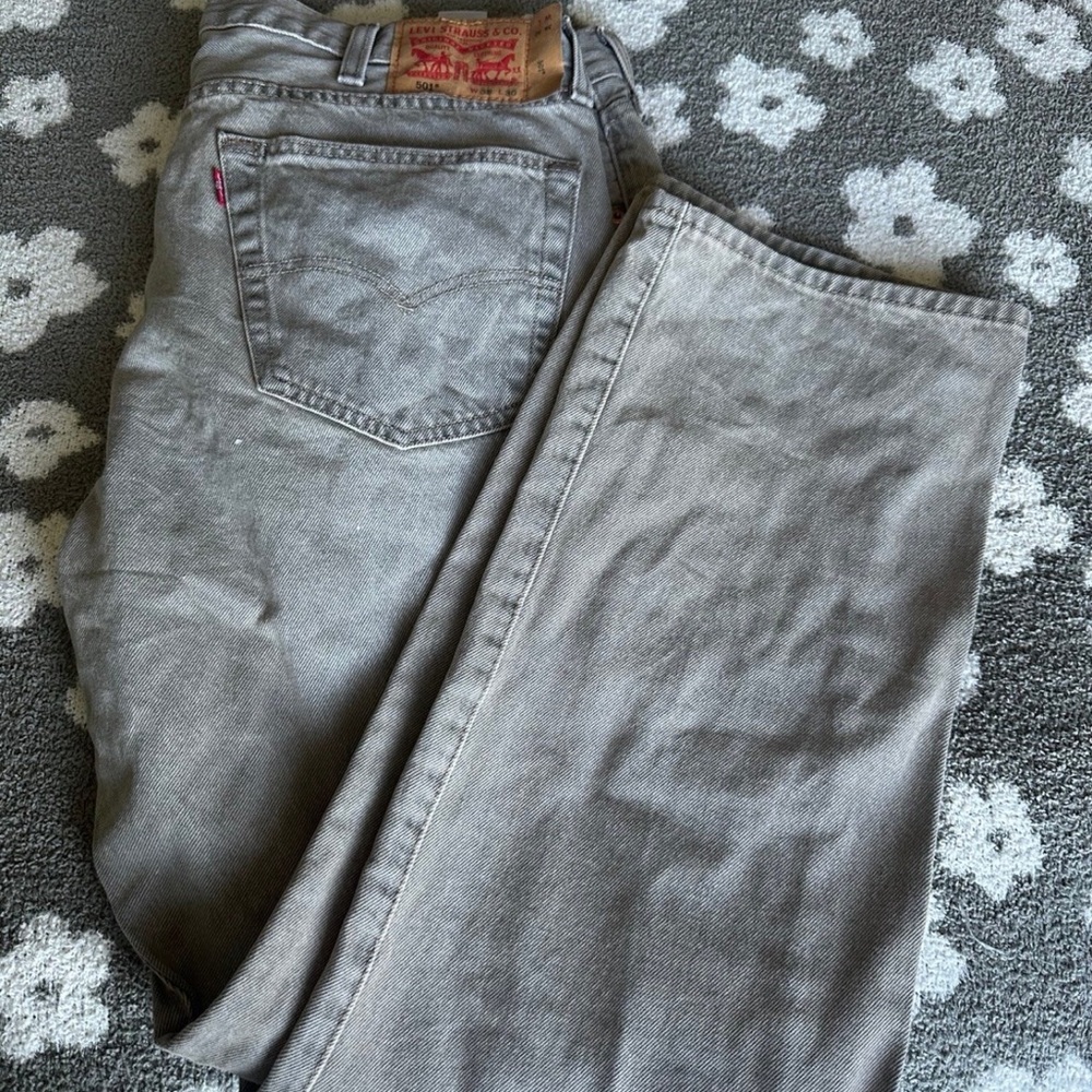 Levi's Men's Stonewashed Gray Jeans